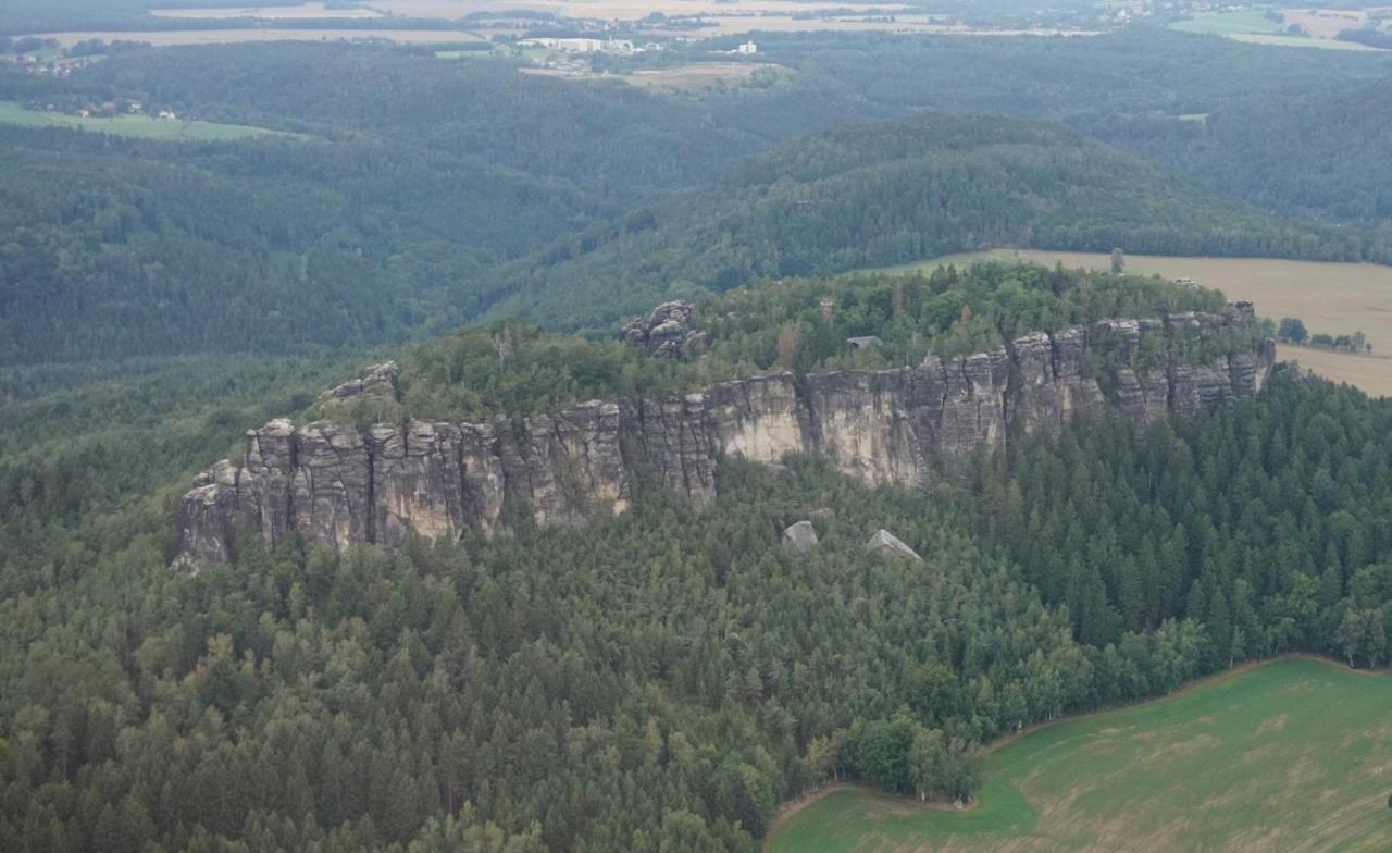 Ferienwohnung Zum Hirschgrund Schöna エクステリア 写真